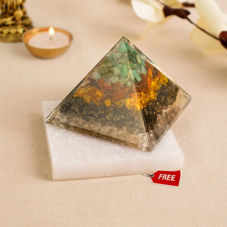 Dhan Yog Pyramid With Free Square Raw Selenite Plate